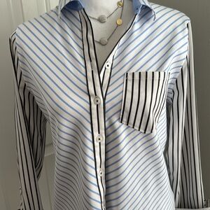 Chico- stylish Button Up Tunic NWOT